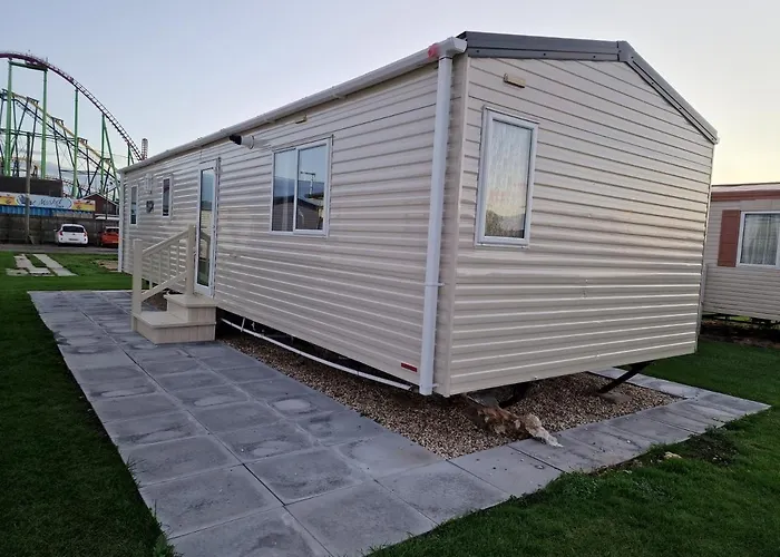 B17 Sunnymede Caravan Park, Fantasy Island, Ingoldmells